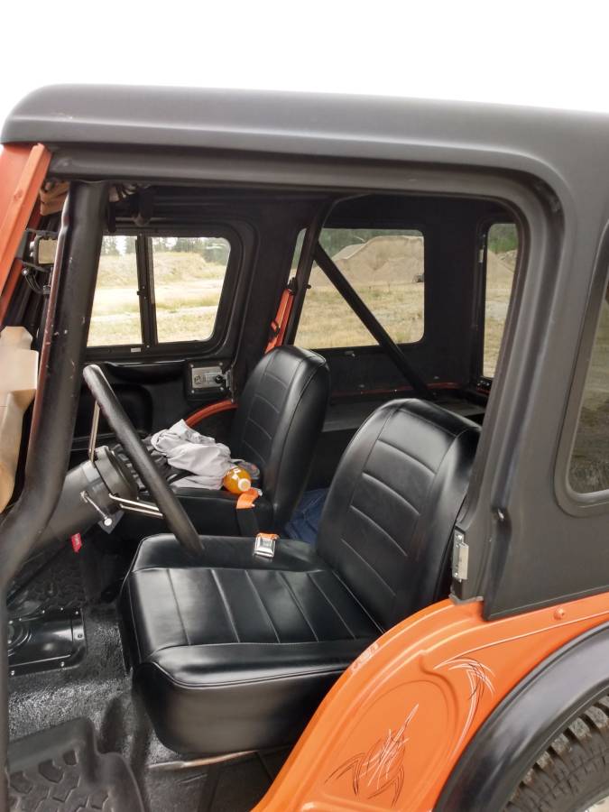 Jeep-1976-orange-2
