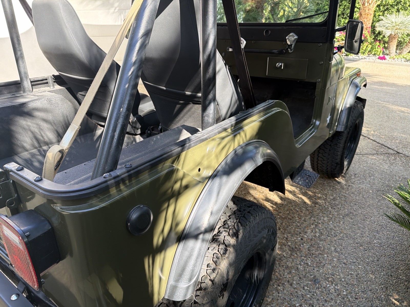 Jeep-CJ-1972-Convertible-14