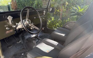 Jeep-CJ-1972-Convertible-7