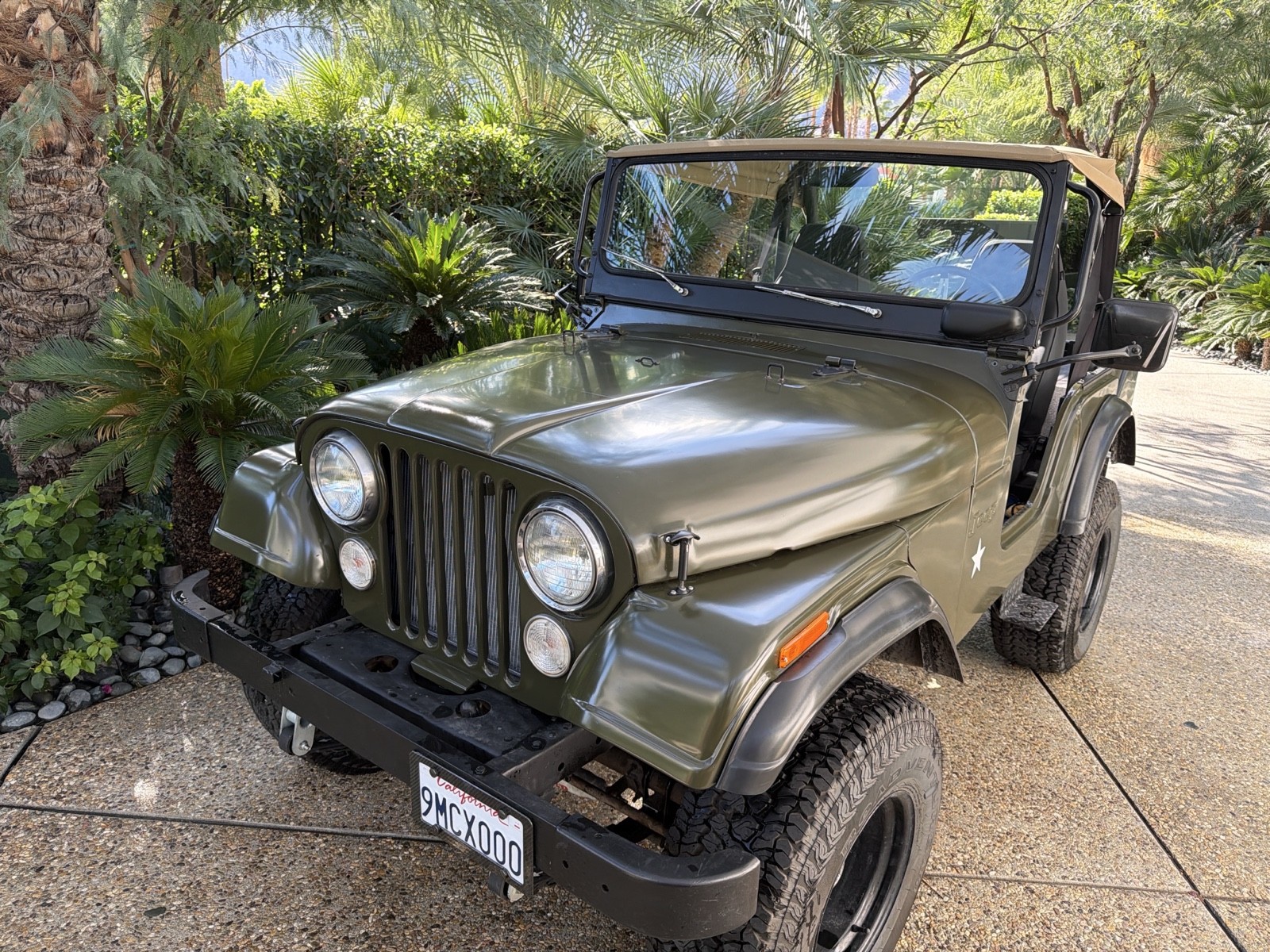 Jeep-CJ-1972-Convertible