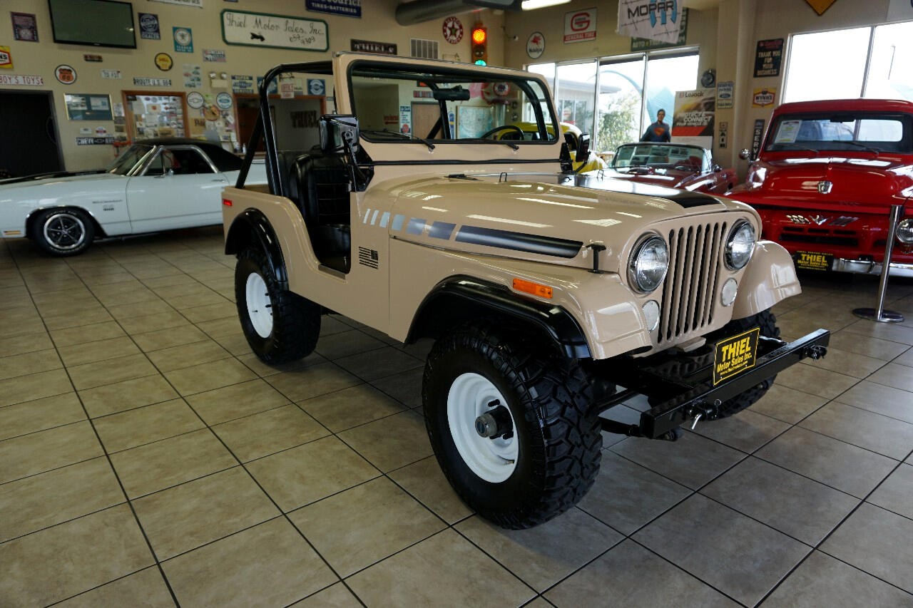 Jeep-CJ-1974-Classic-Car-11