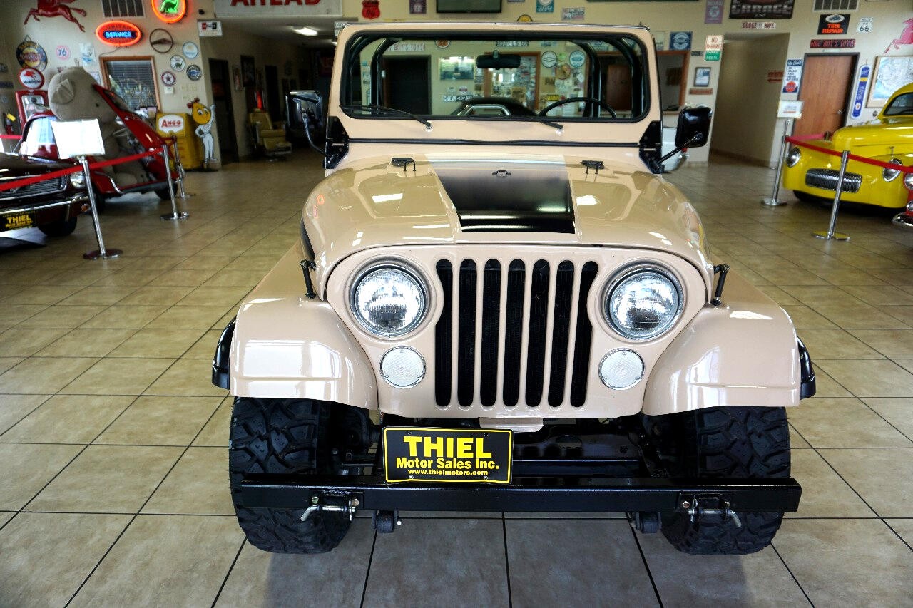 Jeep-CJ-1974-Classic-Car-12