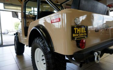 Jeep-CJ-1974-Classic-Car-16