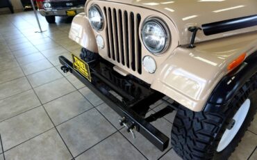 Jeep-CJ-1974-Classic-Car-18