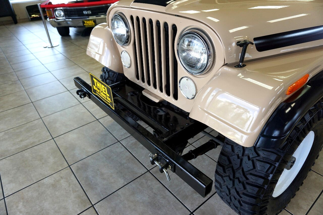 Jeep-CJ-1974-Classic-Car-18