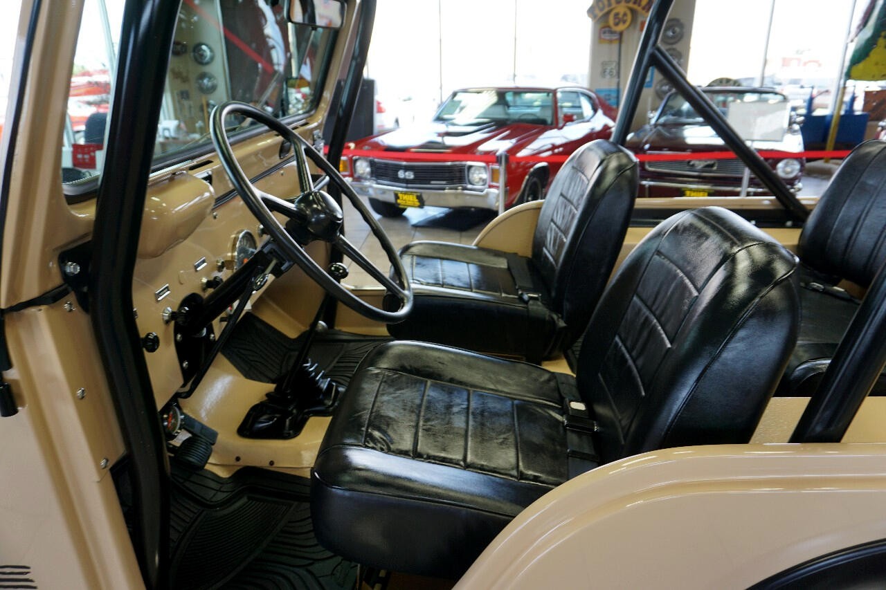 Jeep-CJ-1974-Classic-Car-20