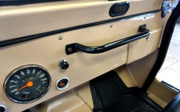 Jeep-CJ-1974-Classic-Car-25