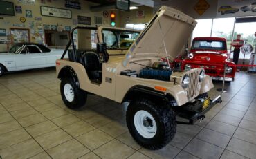 Jeep-CJ-1974-Classic-Car-30