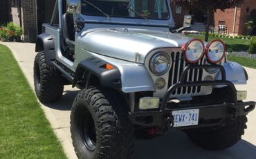 Jeep-CJ-1976-SUV-7