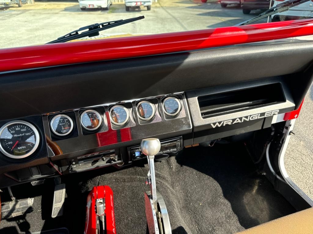 Jeep-CJ-1978-35