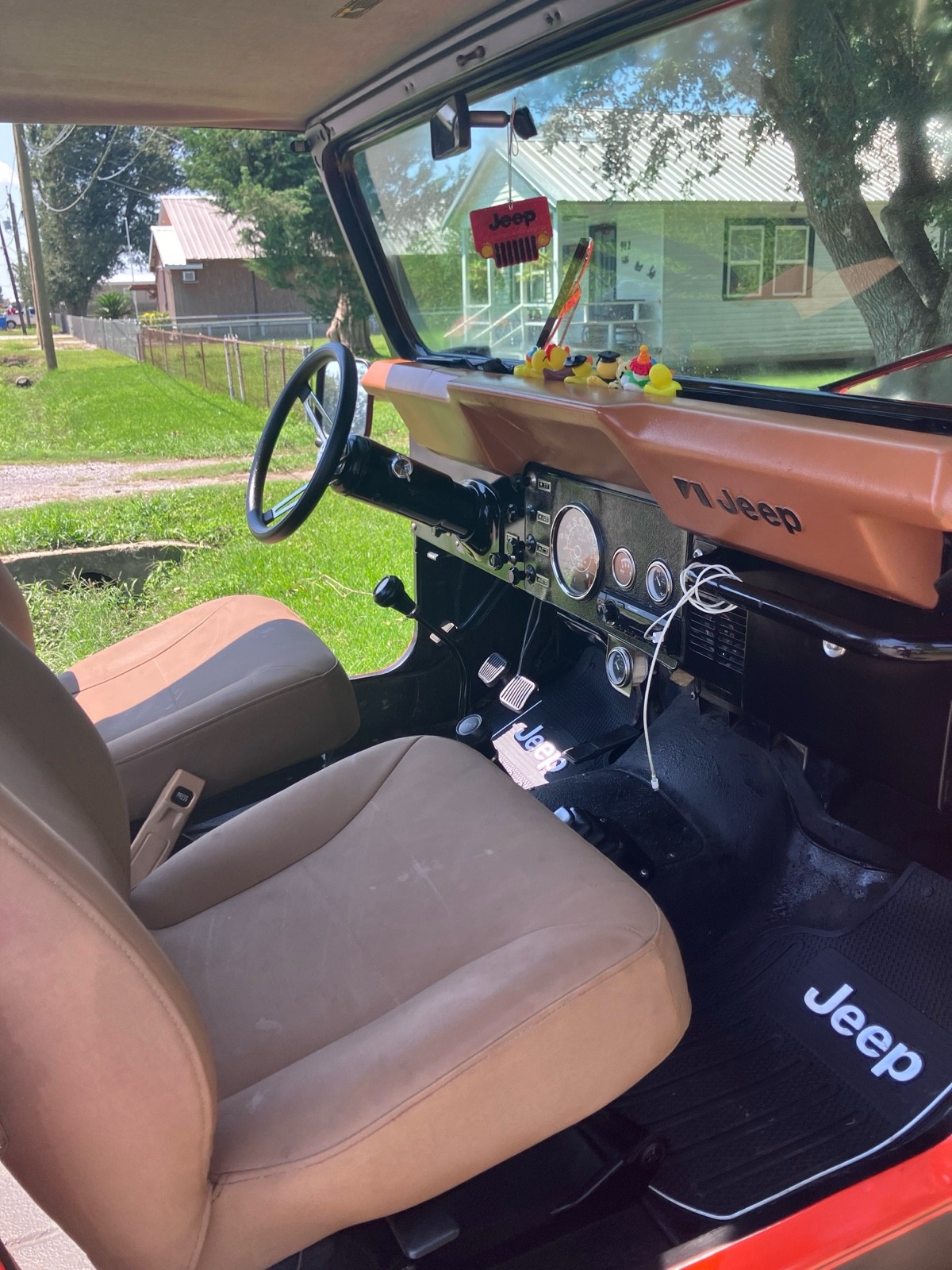 Jeep-CJ-1983-SUV-38