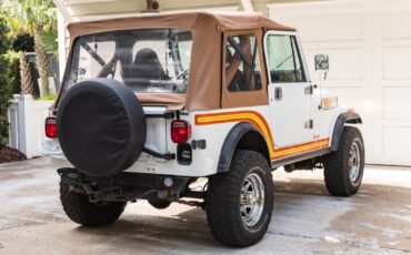 Jeep-CJ-1985-SUV-3