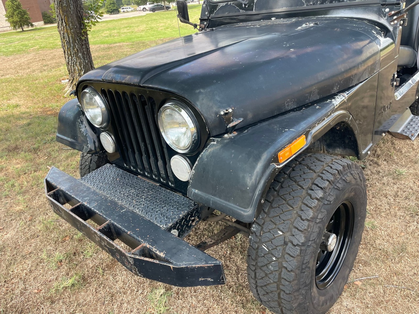 Jeep-CJ-7-1983-9