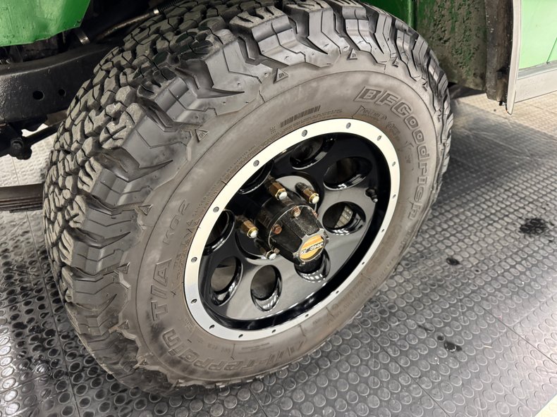 Jeep-Cj5-1978-Green-Metallic-Tan-13