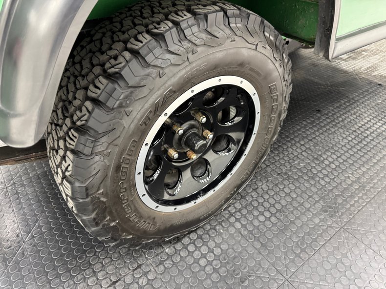 Jeep-Cj5-1978-Green-Metallic-Tan-19