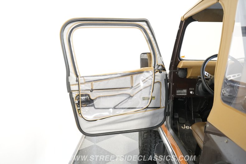 Jeep-Cj7-1979-Brown-Metallic-Brown-39