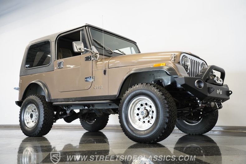 Jeep-Cj7-1982-Brown-Brown-24