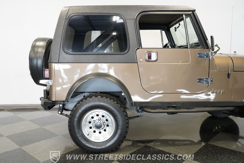 Jeep-Cj7-1982-Brown-Brown-31