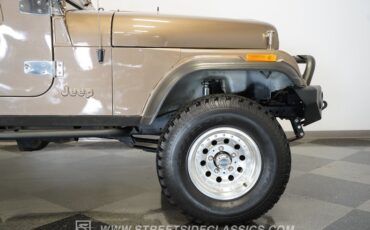 Jeep-Cj7-1982-Brown-Brown-32