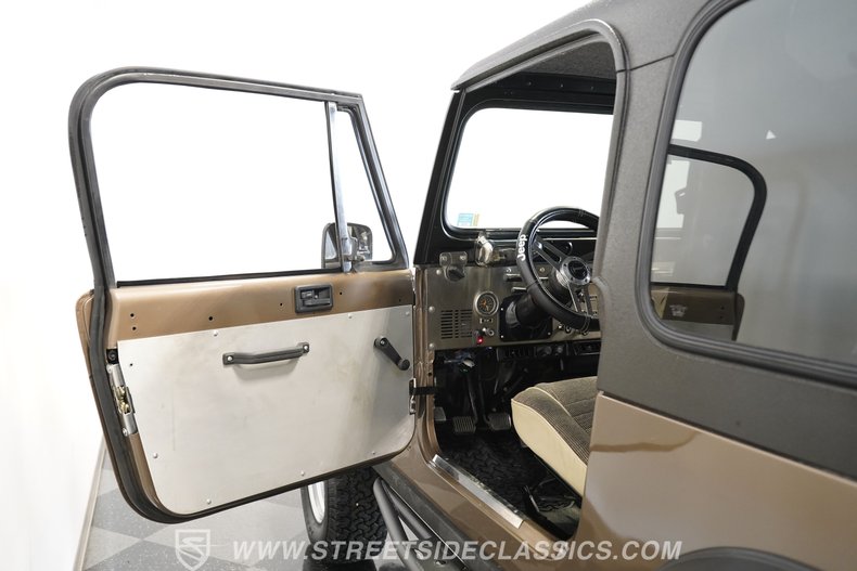 Jeep-Cj7-1982-Brown-Brown-37