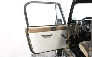 Jeep-Cj7-1982-Brown-Brown-47