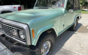 Jeep-Commando-1972-Green-Black-1
