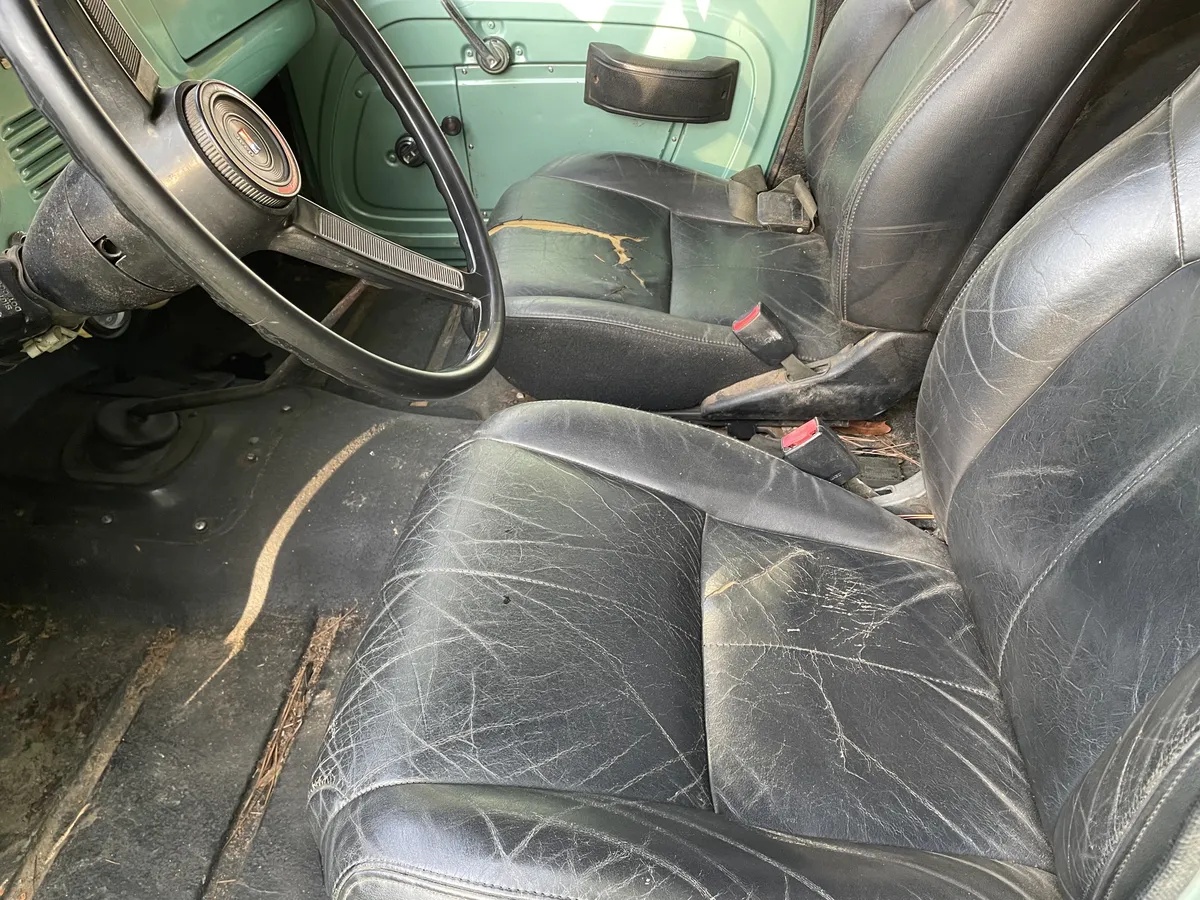 Jeep-Commando-1972-Green-Black-11