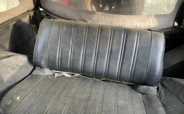 Jeep-Commando-1972-Green-Black-12