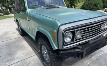 Jeep-Commando-1972-Green-Black