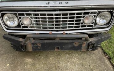 Jeep-Commando-1972-Green-Black-9