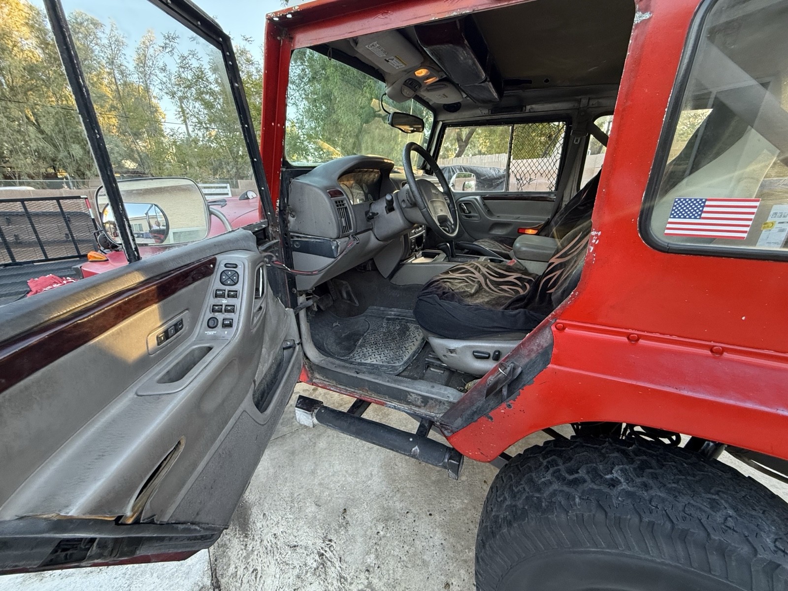 Jeep-Grand-Cherokee-1971-SUV-12