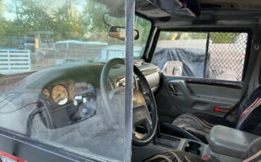 Jeep-Grand-Cherokee-1971-SUV-18