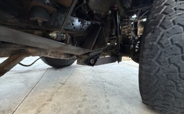 Jeep-Grand-Cherokee-1971-SUV-24