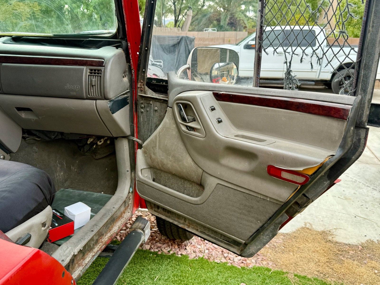 Jeep-Grand-Cherokee-1971-SUV-38