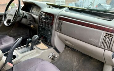 Jeep-Grand-Cherokee-1971-SUV-39