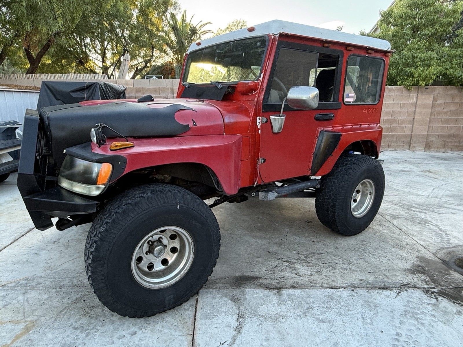Jeep-Grand-Cherokee-1971-SUV-9