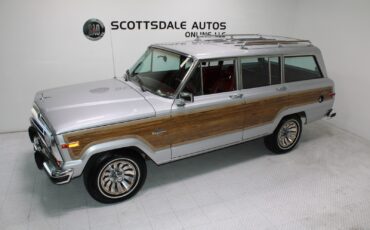 Jeep-Grand-Wagoneer-1986-SUV-11
