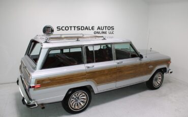 Jeep-Grand-Wagoneer-1986-SUV-35