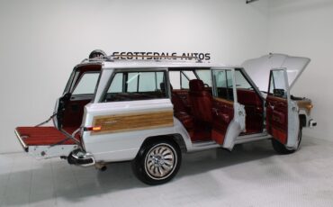 Jeep-Grand-Wagoneer-1986-SUV-39