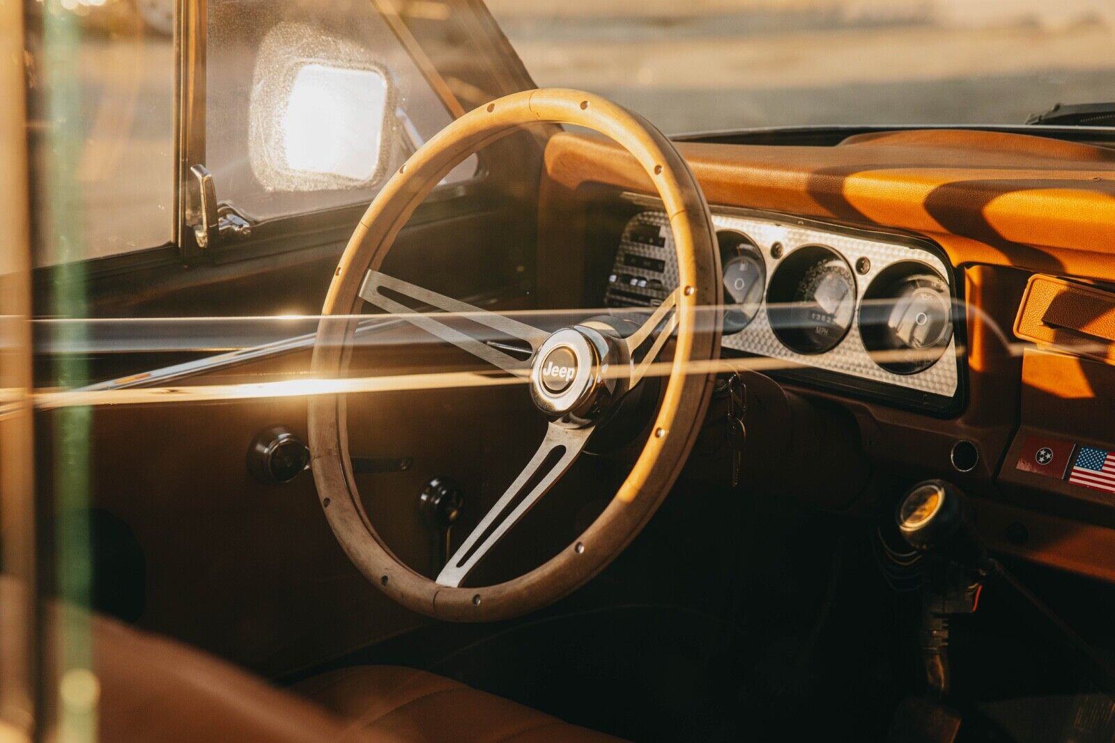 Jeep-J10-1981-Standard-Cab-Pickup-5