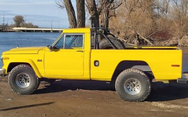 Jeep-J10-1984-Standard-Cab-Pickup-1