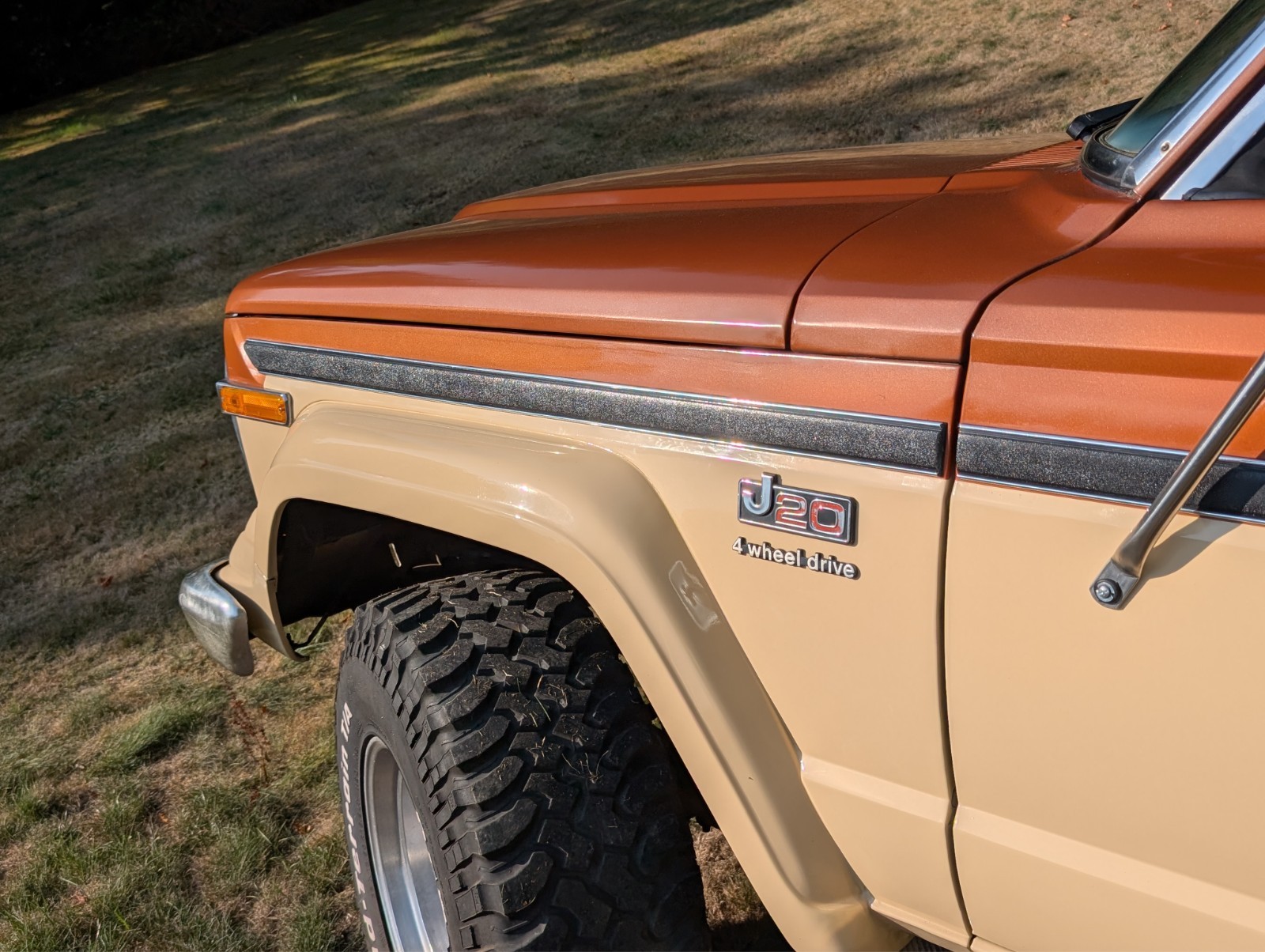 Jeep-J20-pickup-1982-2