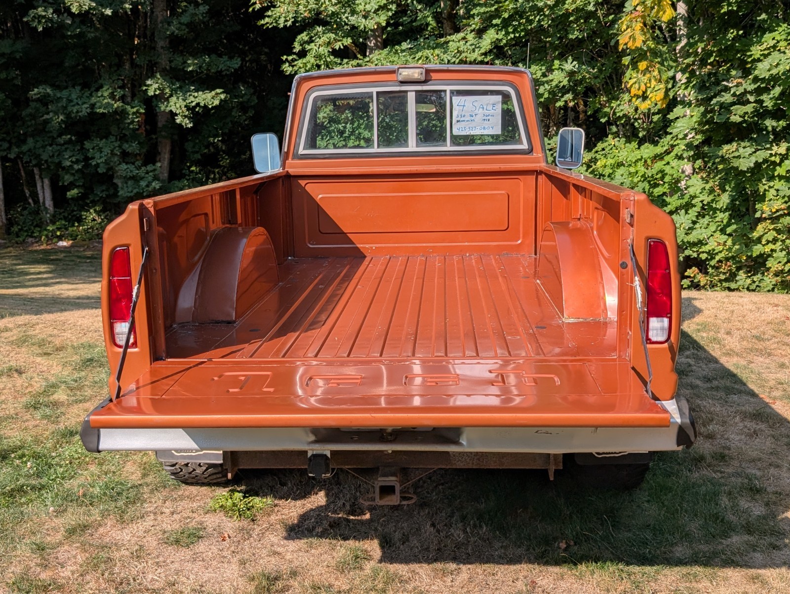 Jeep-J20-pickup-1982-3