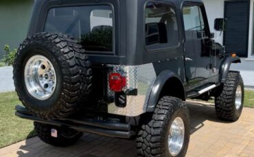 Jeep-Jeep-1985-SUV-11