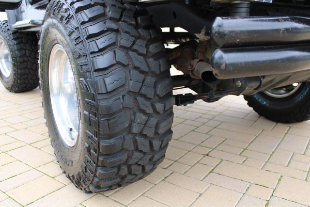 Jeep-Jeep-1985-SUV-24