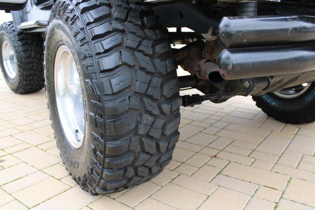 Jeep-Jeep-1985-SUV-32