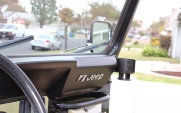 Jeep-Jeep-1985-SUV-34