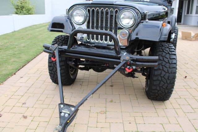 Jeep-Jeep-1985-SUV-39