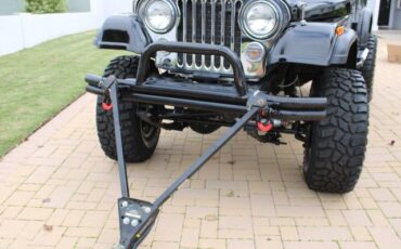 Jeep-Jeep-1985-SUV-4