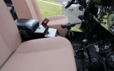 Jeep-Jeep-1985-SUV-6